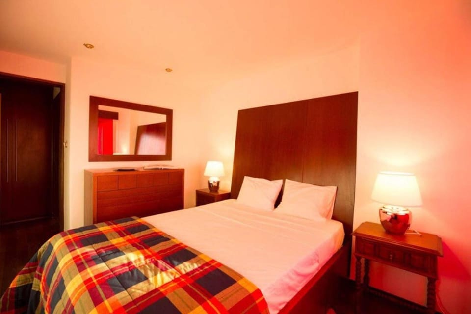 Bed, Bedroom, wardrobe