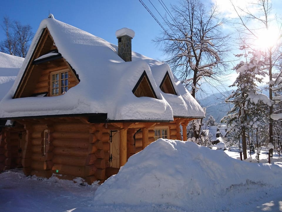 Property building, Winter