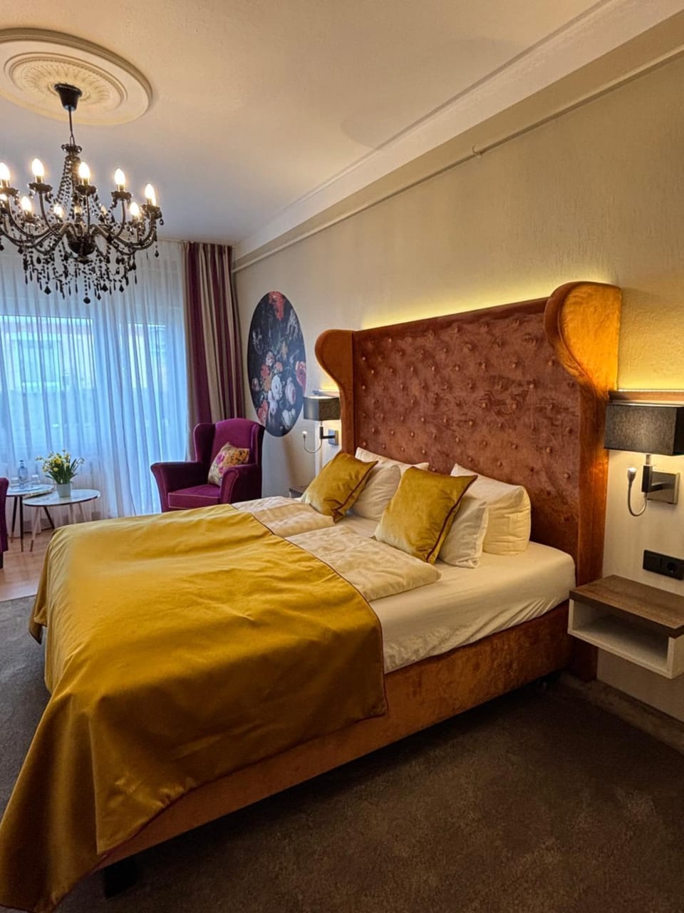 View (from property/room), Photo of the whole room, Decorative detail, Bedroom, Guests, safe