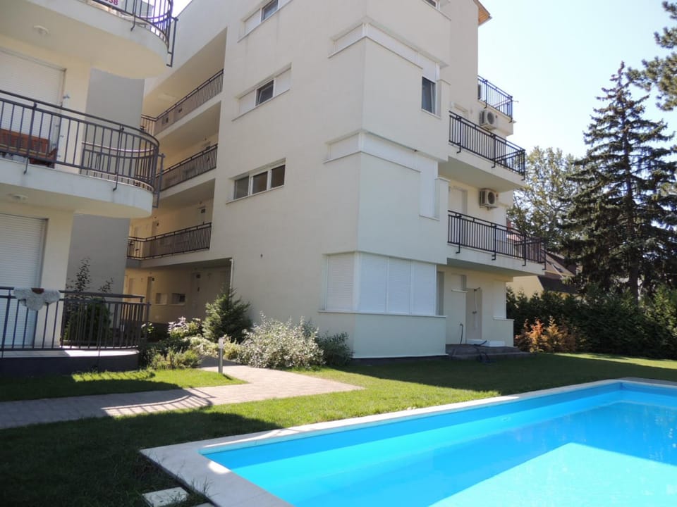 Facade/entrance, On site, Swimming pool, Swimming pool