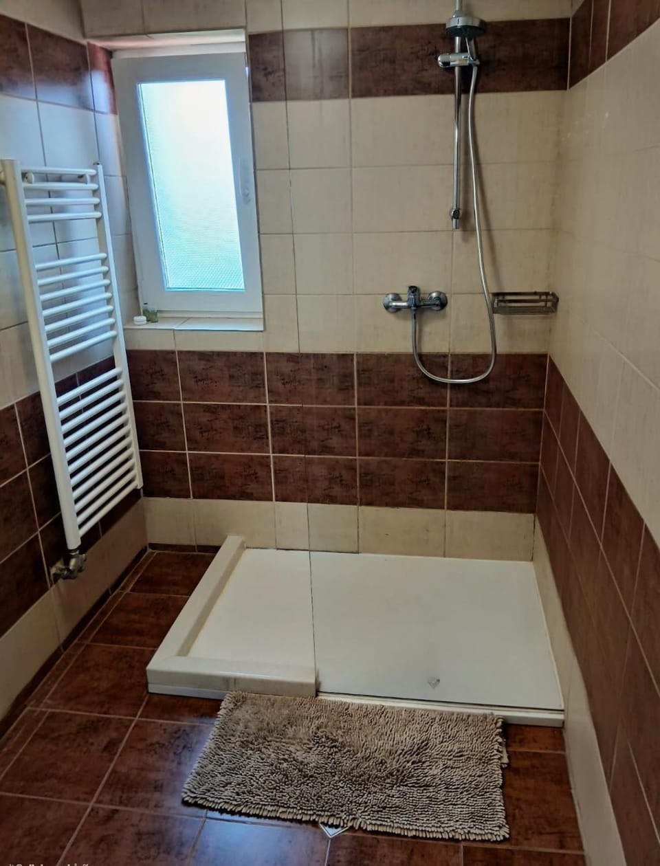 Shower, Bath
