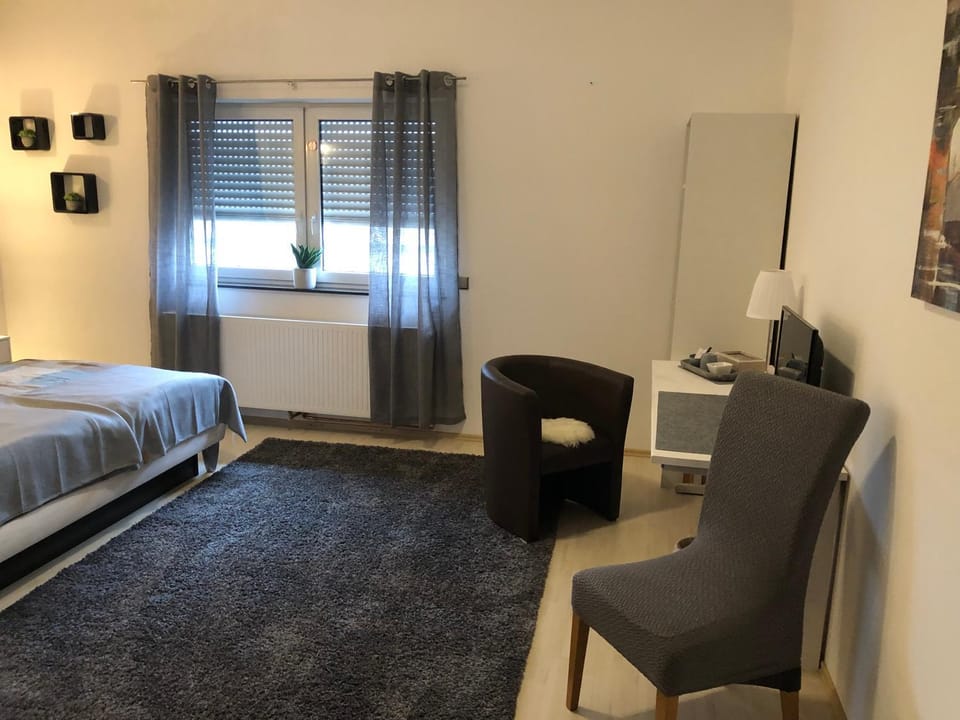 TV and multimedia, Living room, Photo of the whole room, Seating area