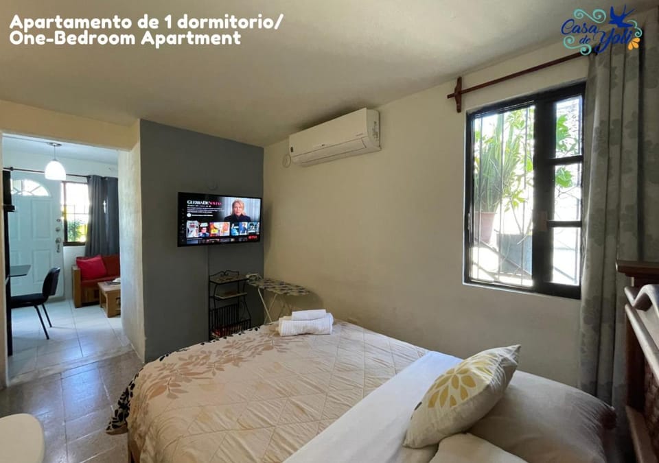 Bed, TV and multimedia, Bedroom, air conditioner