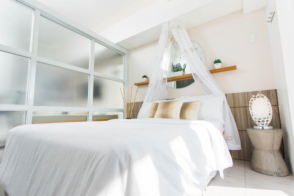 Cozy and Home Vacation Pad Apartment in Tagaytay