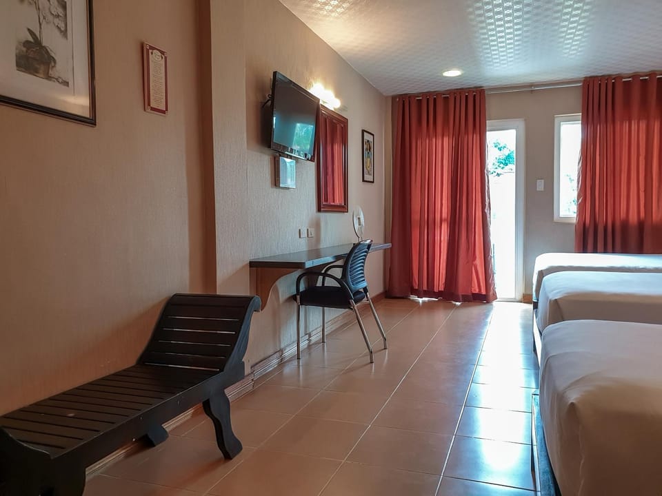 TV and multimedia, Seating area