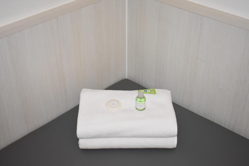 Bathroom, Bedroom, Area and facilities