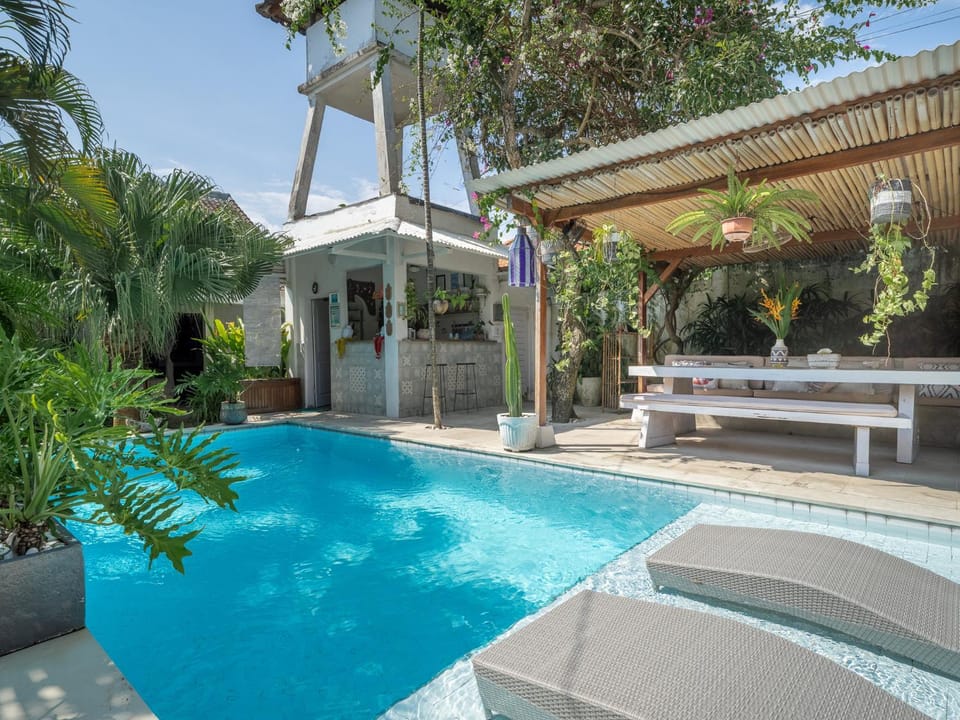 Kitchen or kitchenette, Dining area, Diving, Communal kitchen, Pool view, Pool view, Swimming pool, kitchen