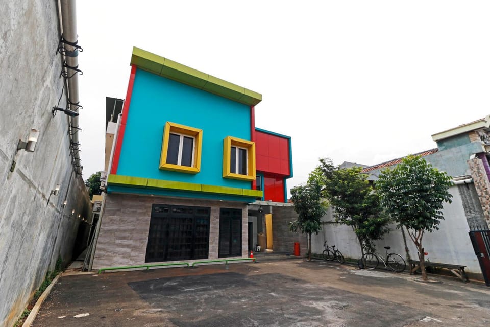 Property building, Facade/entrance