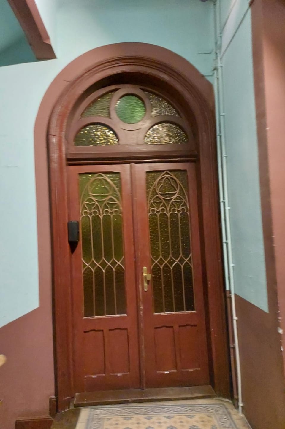 Facade/entrance