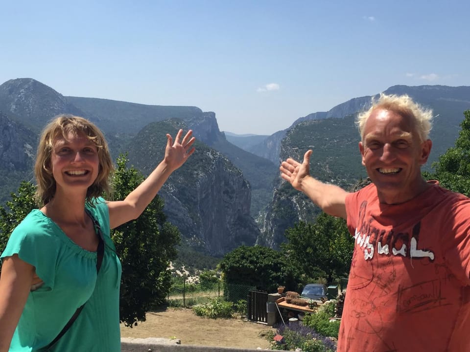 Nearby landmark, Day, Natural landscape, Hiking, Mountain view, Family