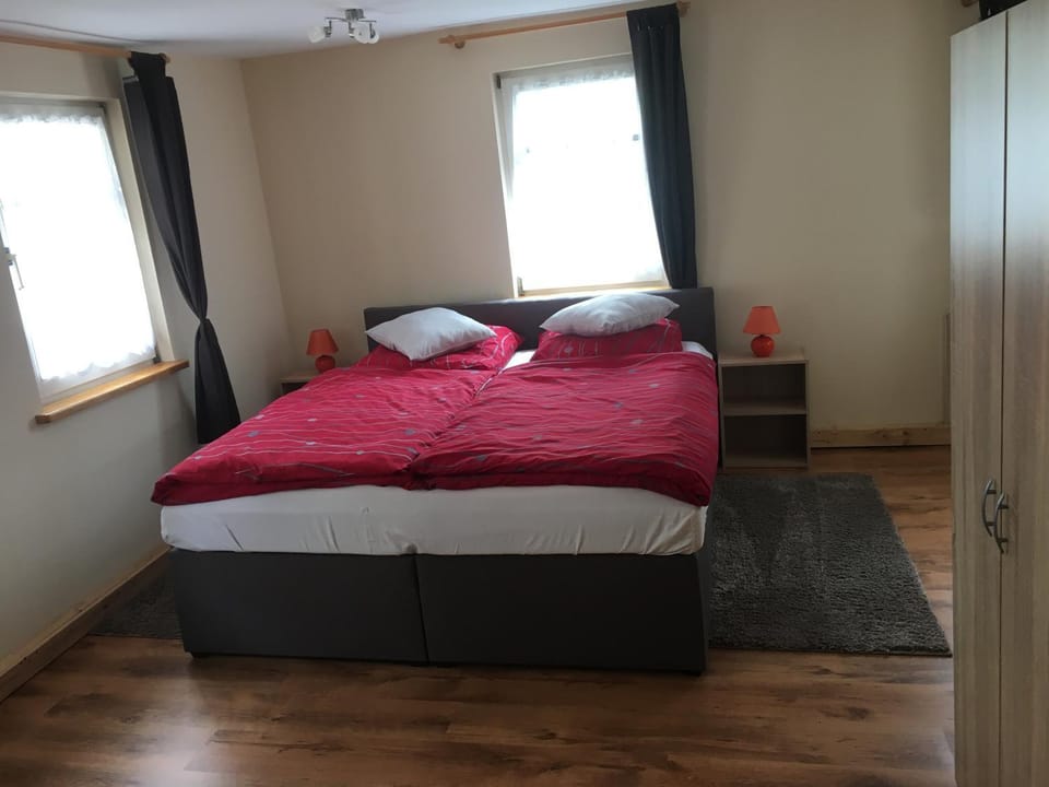 PENSION zur alten Gärtnerei Bed and Breakfast in Thuringia, Germany