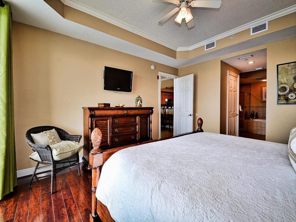 Bay Harbor 302 Apartment in Clearwater Beach