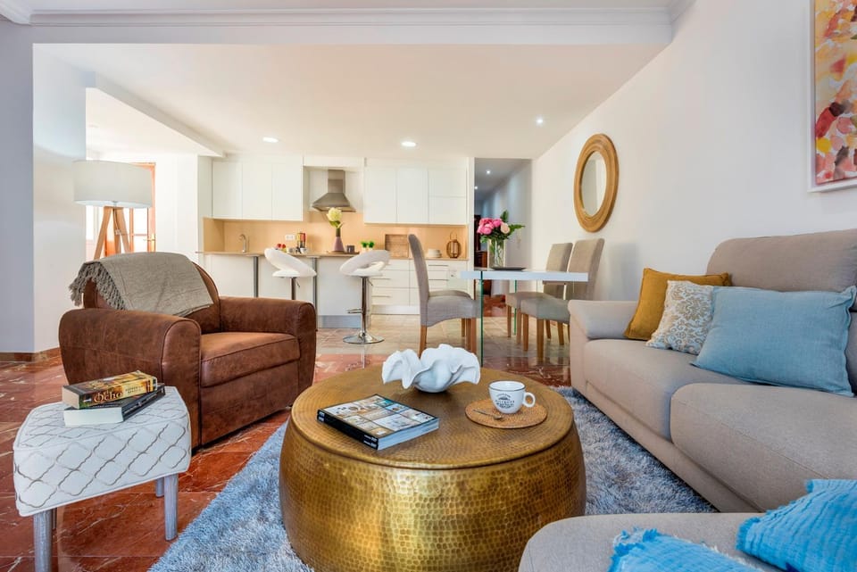 TV and multimedia, Kitchen or kitchenette, Living room, Other