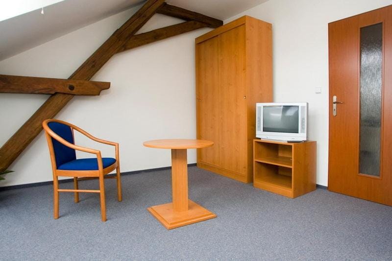 TV and multimedia, Seating area