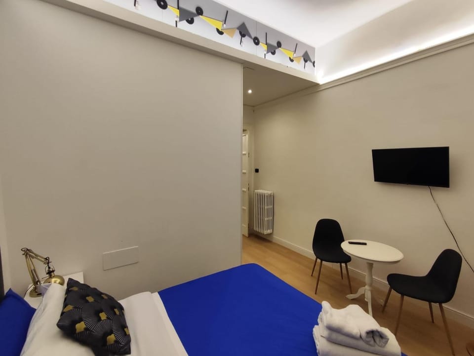 Short Lets Grandi Stazioni Bed and Breakfast in Bari