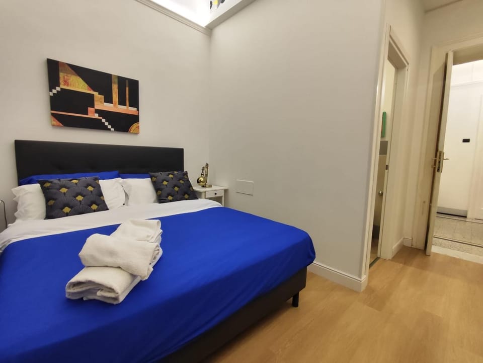 Short Lets Grandi Stazioni Bed and Breakfast in Bari