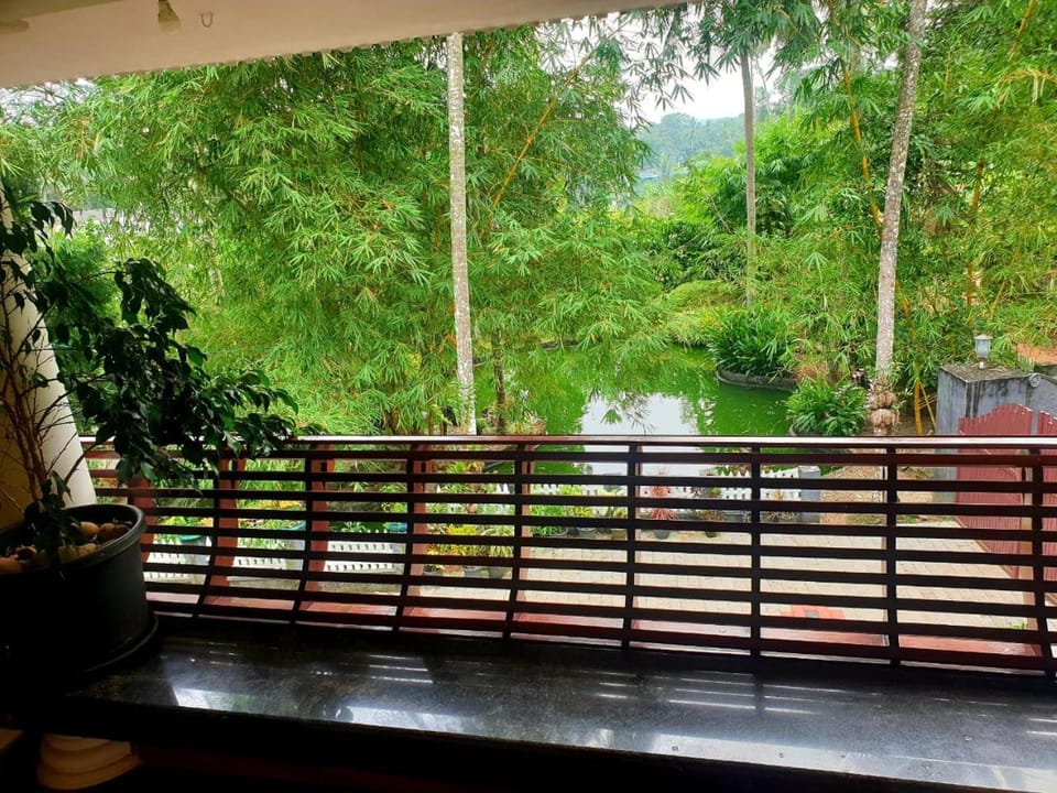 Balcony/Terrace, Garden view