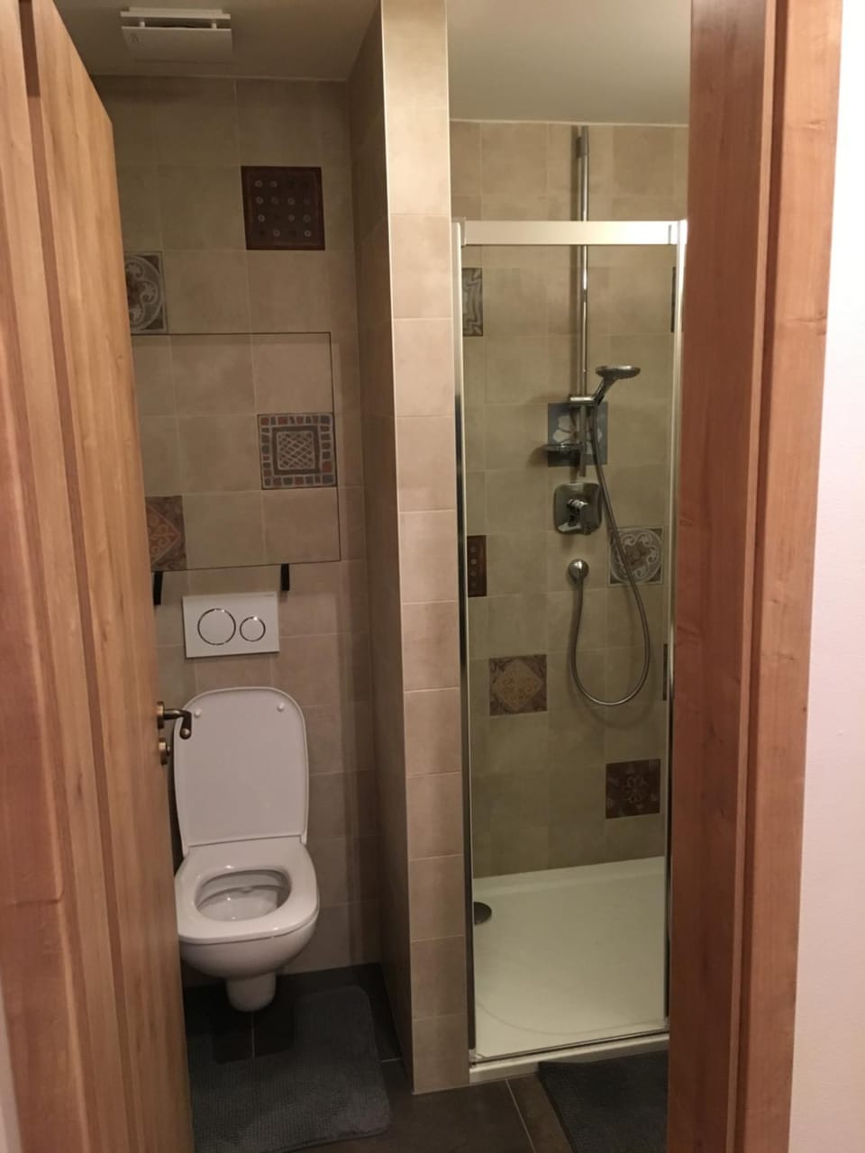 Shower, Toilet, Bathroom
