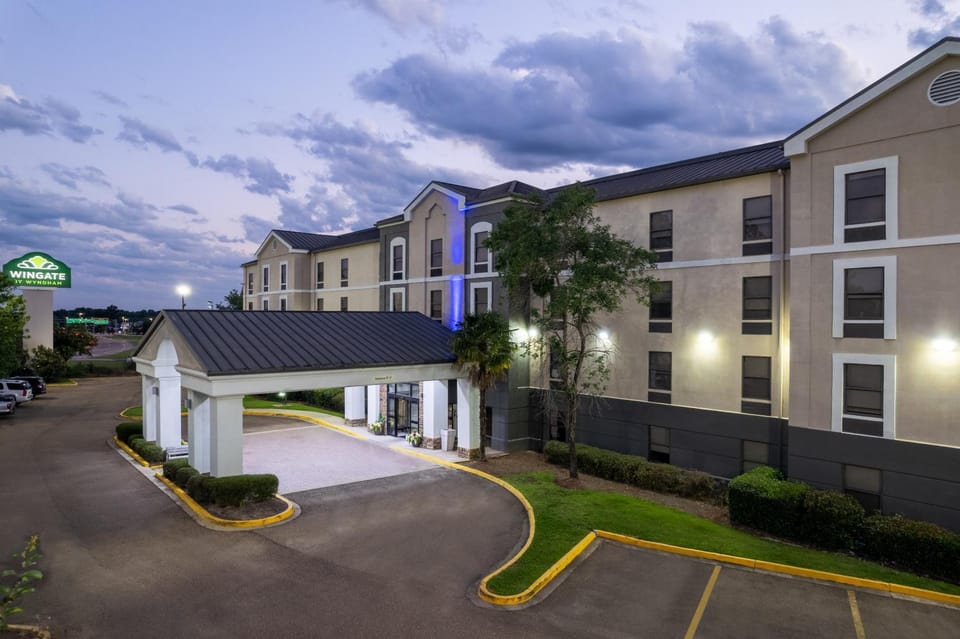 Property building, Night