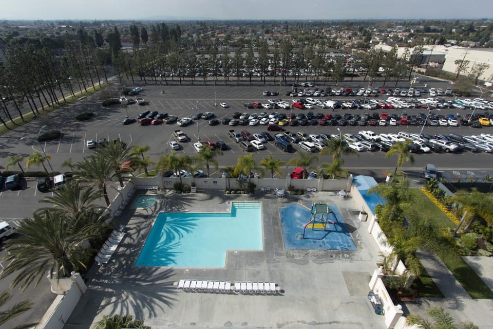 Bird's eye view, Swimming pool