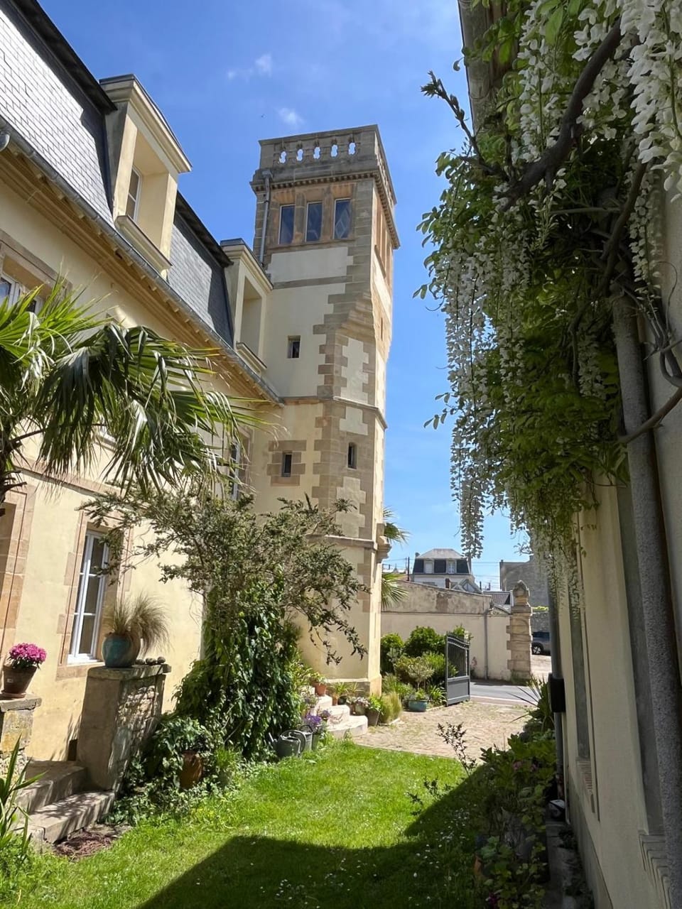 Spring, Garden view
