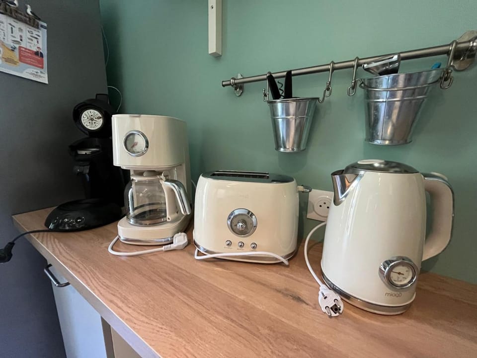 Coffee/tea facilities, Kitchen or kitchenette, toaster