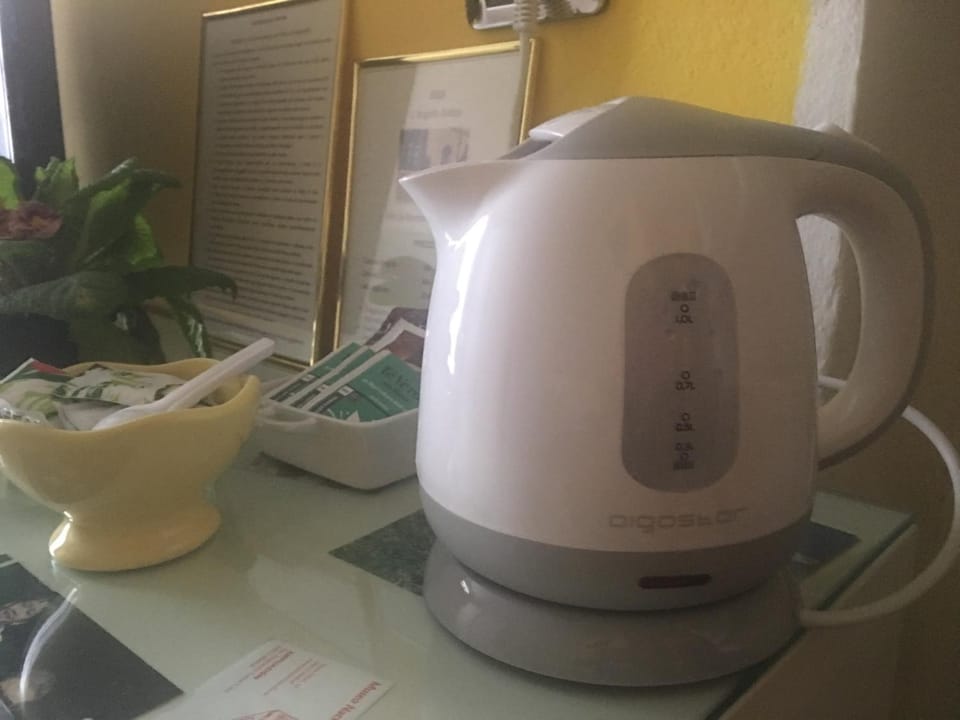 Coffee/tea facilities