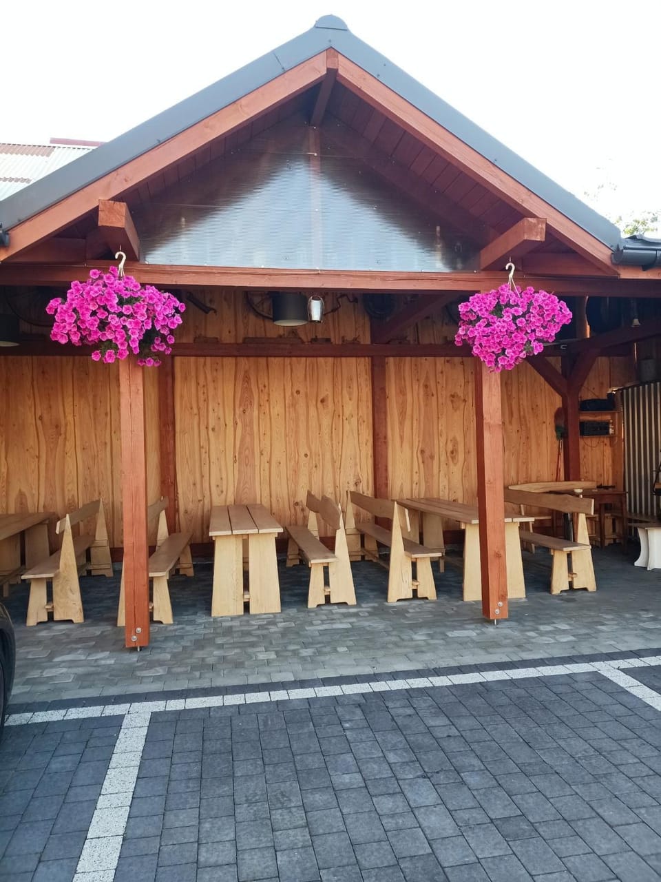 Property building, BBQ facilities, BBQ facilities, Area and facilities
