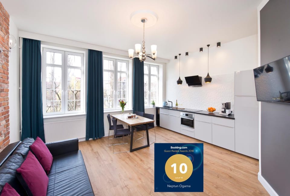 Kitchen or kitchenette, Living room, Dining area, Certificate/Award