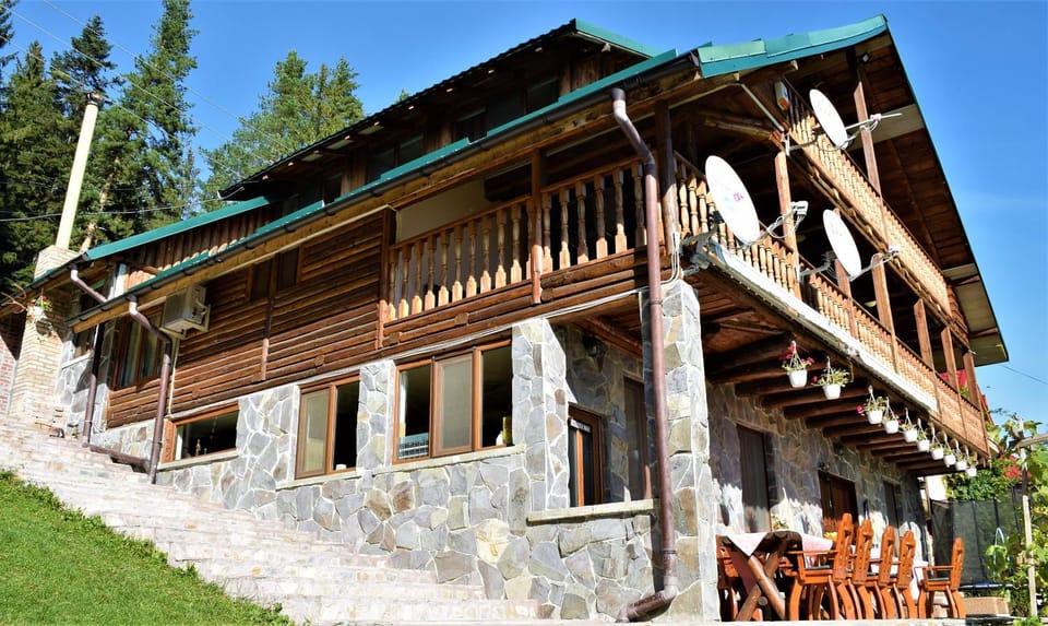 Cabana Soveja Nature lodge in Moldova