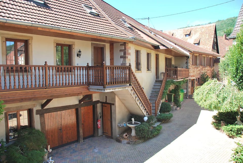 Property building, Parking