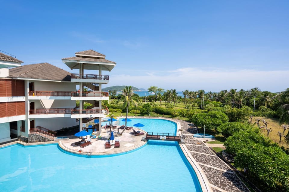 Natural landscape, View (from property/room), Garden view, Swimming pool