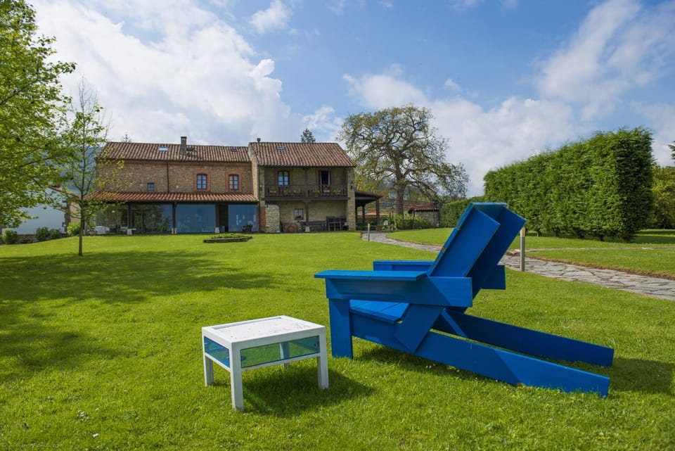 Facade/entrance, Off site, Summer, Garden
