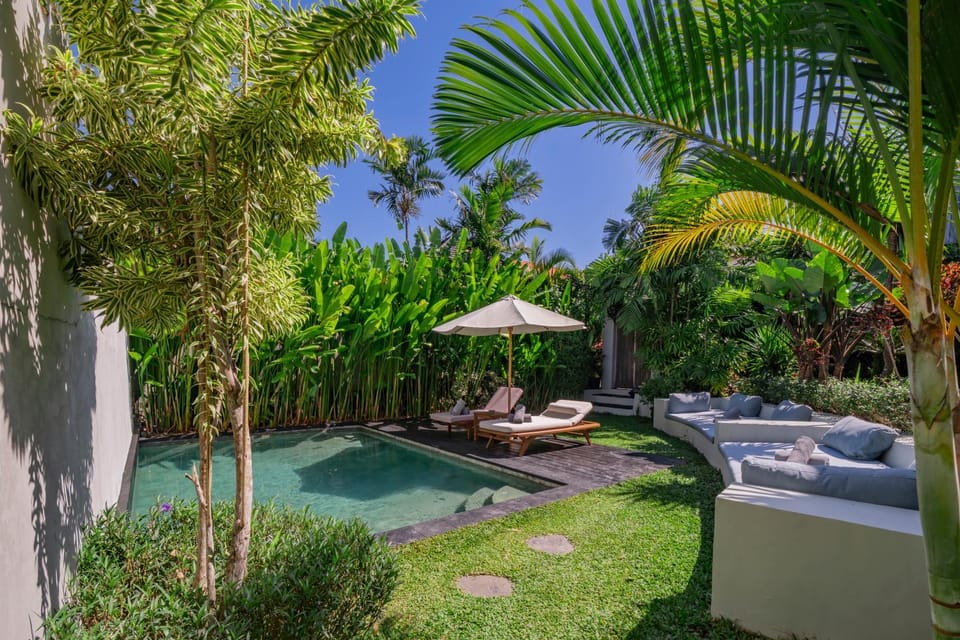 Garden, Pool view