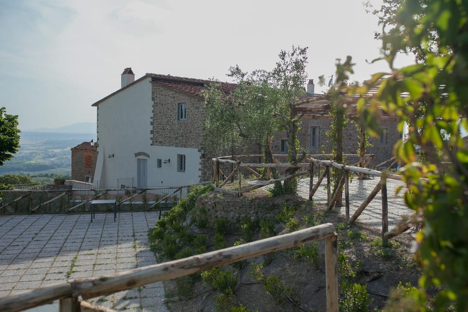 Property building, Facade/entrance, View (from property/room)