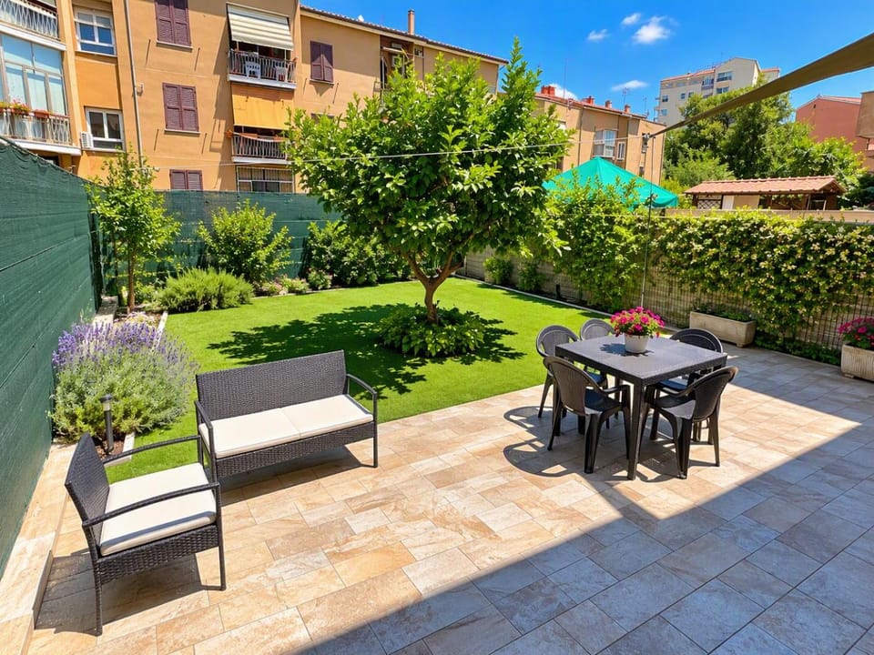 Casa Paestum. Your wonderful garden in Rome House in Rome
