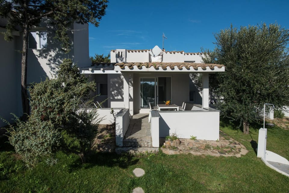 Property building, Garden view