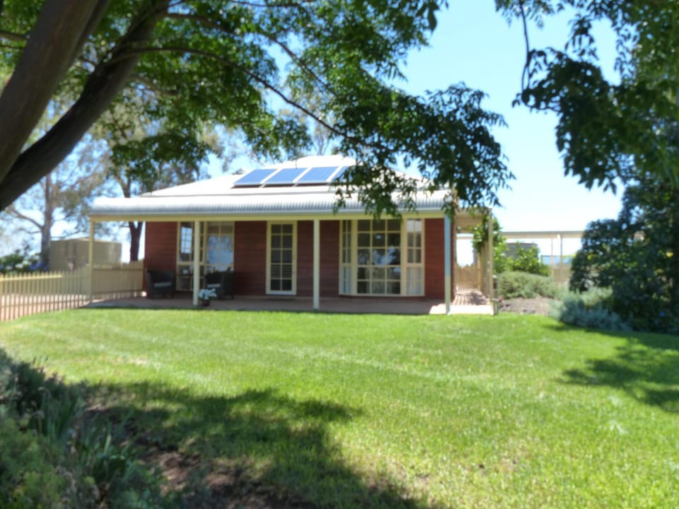 Glenbar cottage Yelta House in Victoria