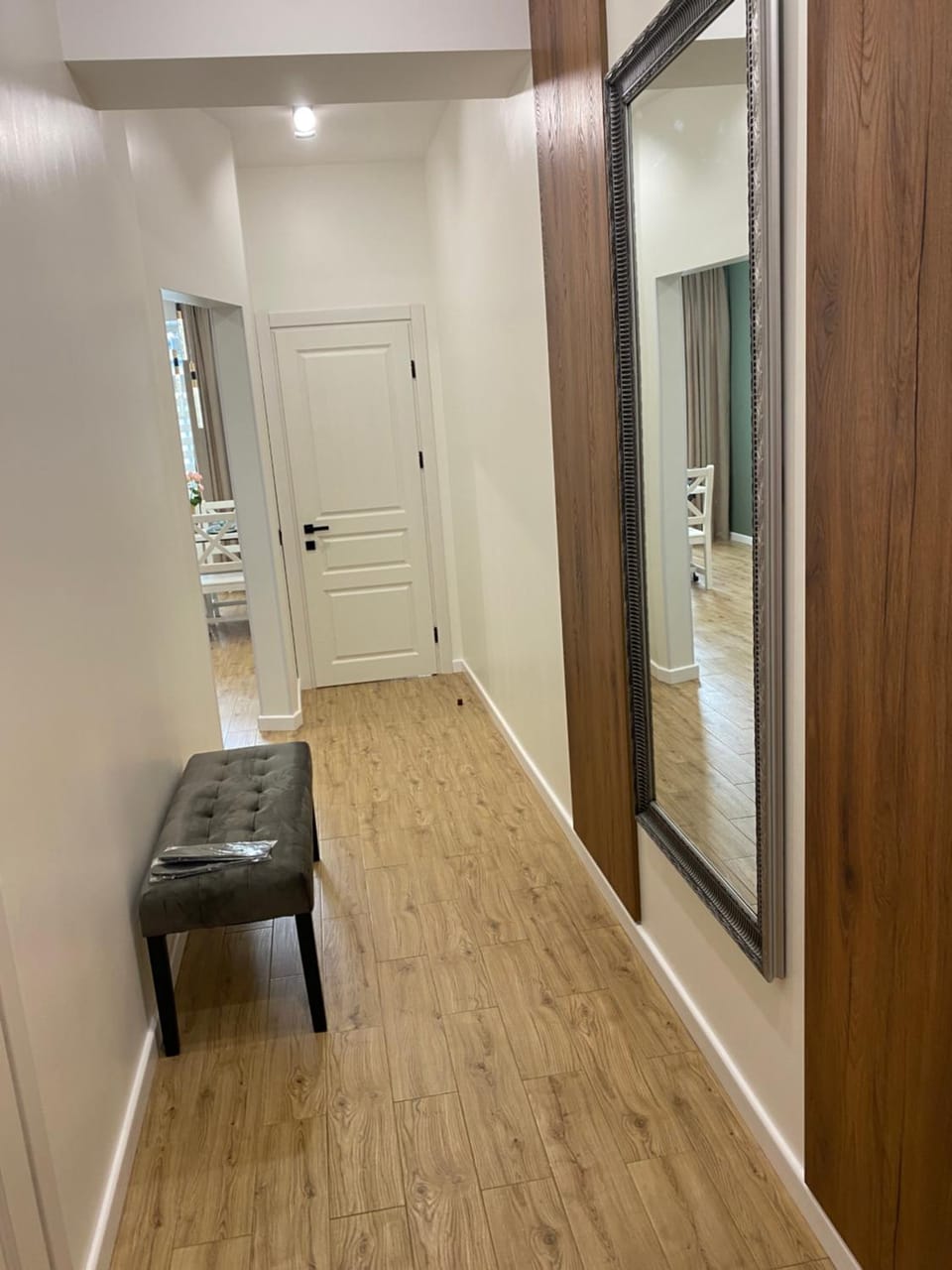 Авторський ремонт Апартаменти біля Щасливого,поруч озеро Apartment in Ukraine