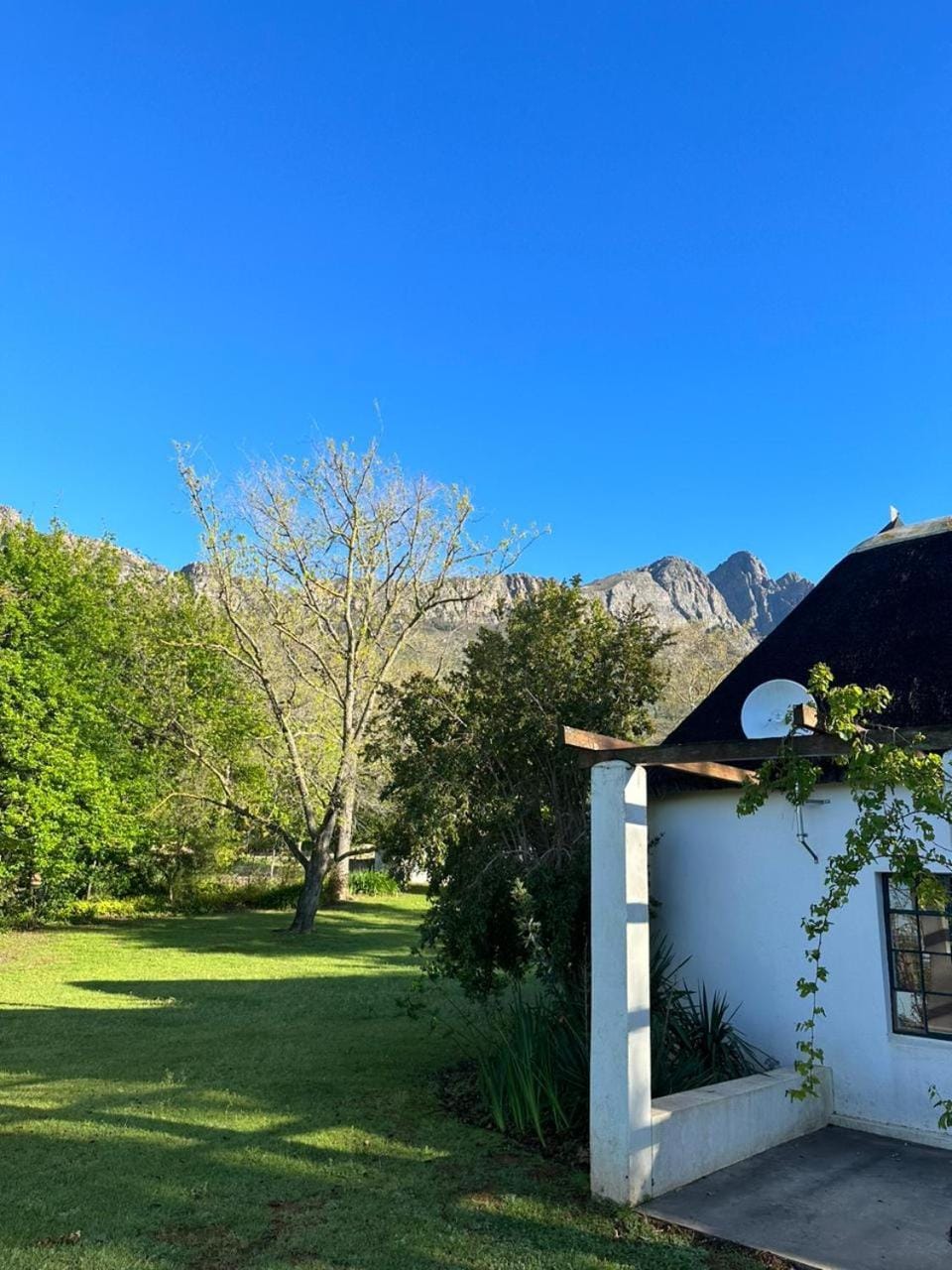 Property building, Natural landscape, Garden view, Mountain view