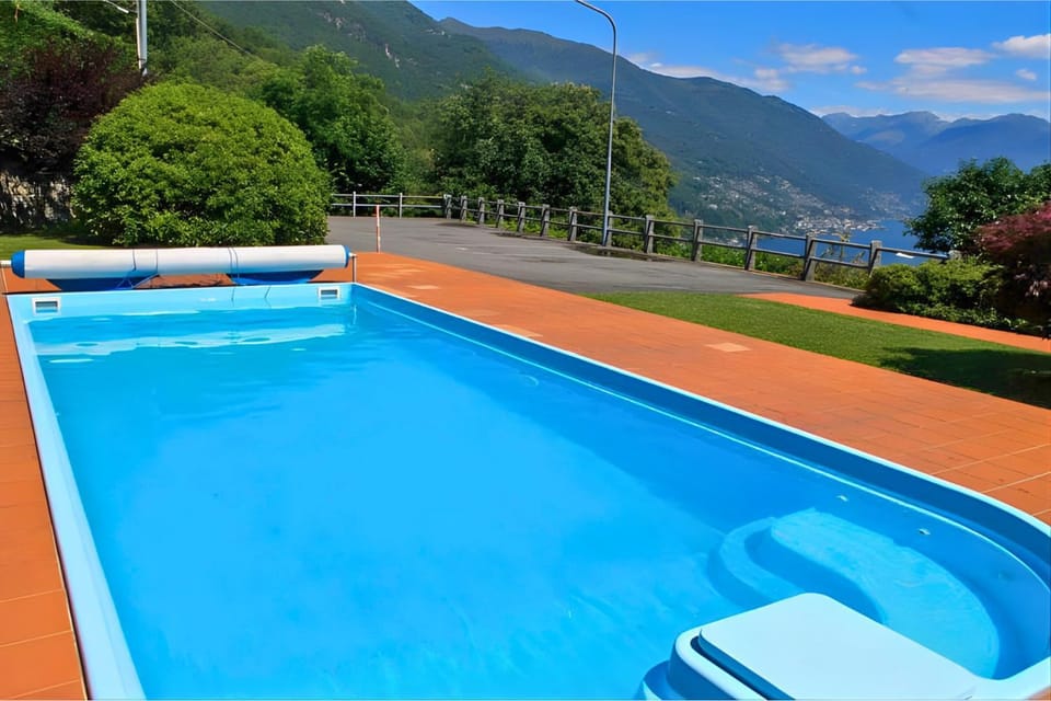 Lake view, Mountain view, Swimming pool