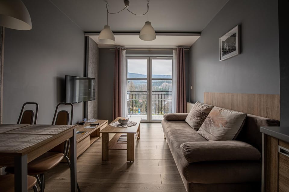 Property building, TV and multimedia, Living room, Seating area