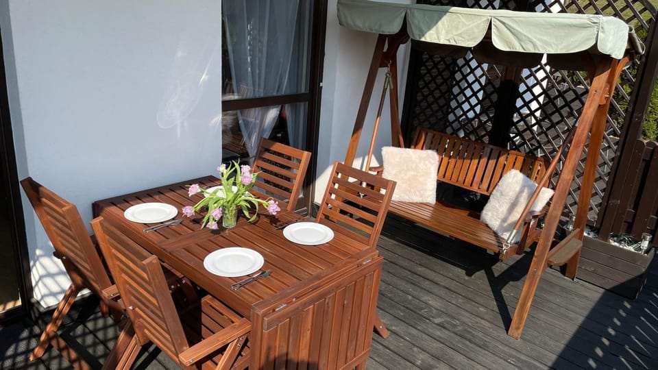 Balcony/Terrace, hair dresser