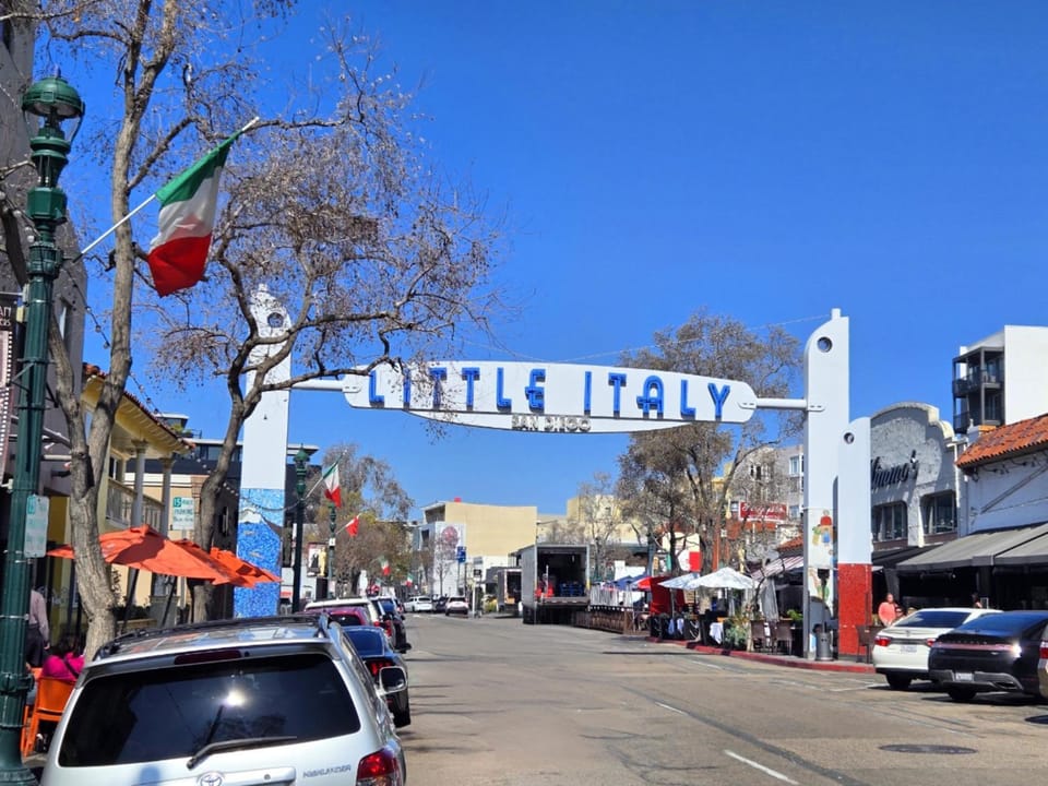 Nearby landmark, Entertainment
