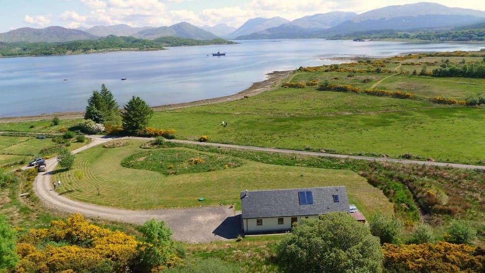 Seabank Lodge House in Scotland