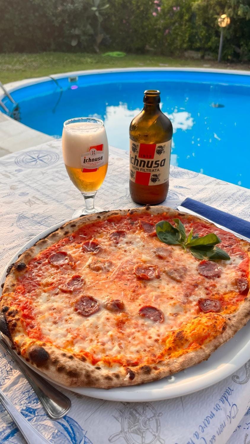 Restaurant/places to eat, Food and drinks, Dinner