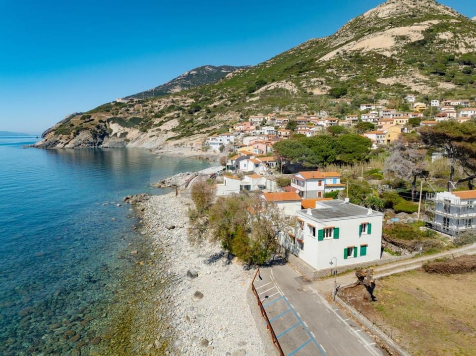 Casa Bianca - Goelba Villa in Campo nell'Elba