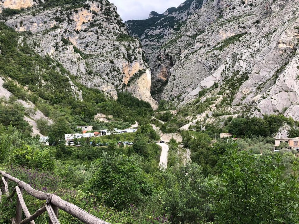 Nearby landmark, Natural landscape, Mountain view