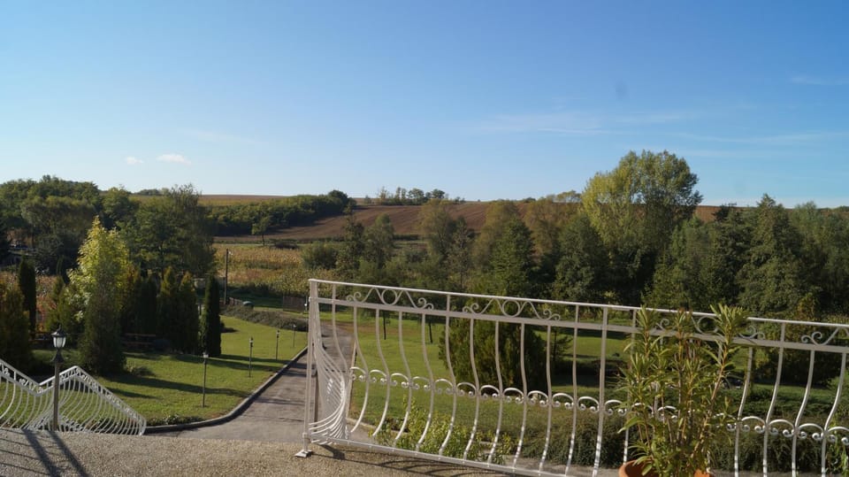 Balcony/Terrace, Garden view, Inner courtyard view