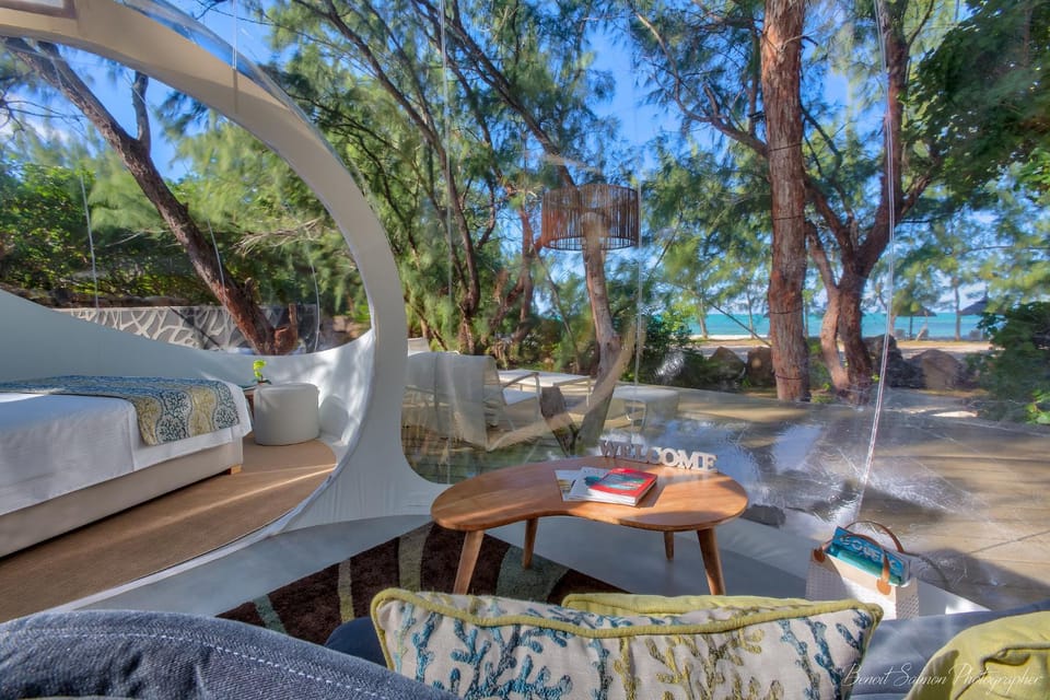 Day, Summer, Living room, Seating area, Beach, Sea view
